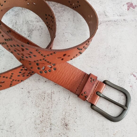 Fossil Genuine Leather Bohemian Laser Cutout Studded Belt size L - Picture 9 of 10
